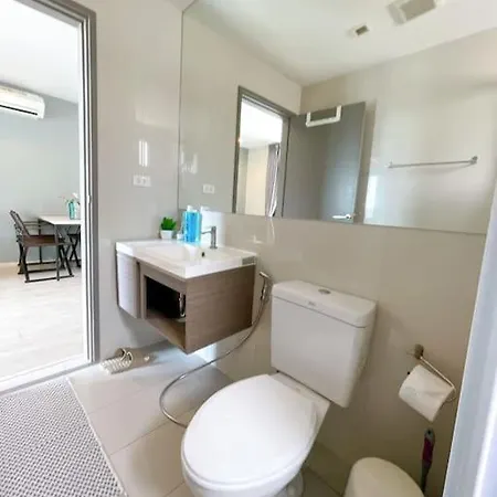 Base Central Pattaya Huge 2Bed King&Queen With Infinity Pool & Free Netflix! Exterior photo