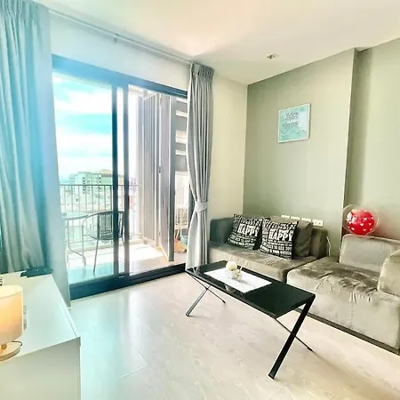 Base Central Pattaya Huge 2Bed King&Queen With Infinity Pool & Free Netflix! Exterior photo