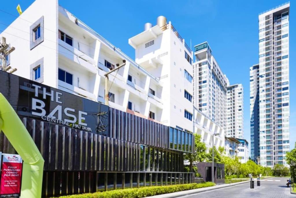 Base Huge 2bed King&queen With Infinity Pool & Free Netflix! *