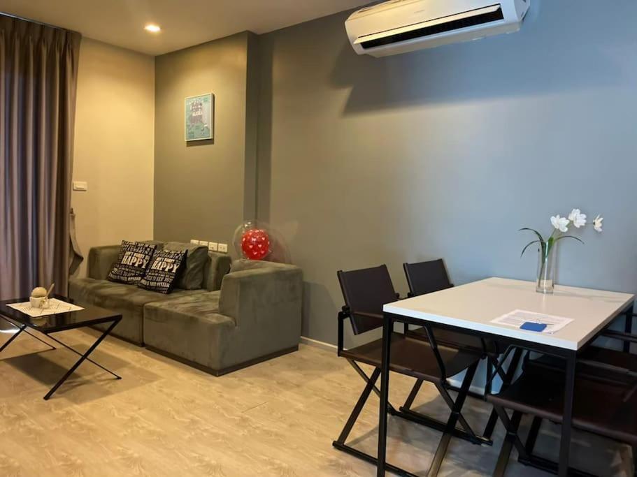 Base Huge 2bed King&queen With Infinity Pool & Free Netflix! Apartment