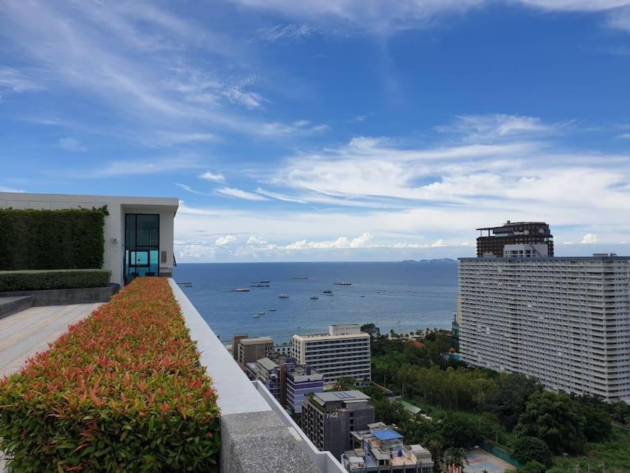 Base Huge 2bed King&queen With Infinity Pool & Free Netflix! Pattaya