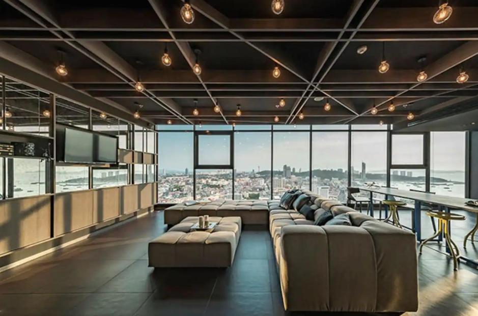 Base Huge 2bed King&queen With Infinity Pool & Free Netflix! *